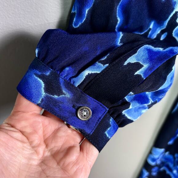 NWOT Michael Kors Navy and Blue Floral Stylish Women’s Size Medium Jumpsuit - Picture 13 of 13